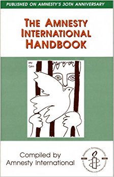 Beispielbild fr The Amnesty International Handbook zum Verkauf von Better World Books