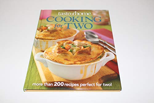 Beispielbild fr Cooking for Two zum Verkauf von Wonder Book