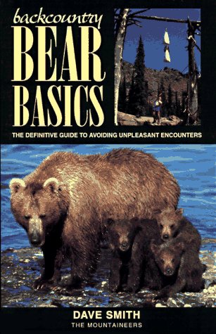 9780898865004: Backcountry Bear Basics: The Definitive Guide to Avoiding Unpleasant Encounters