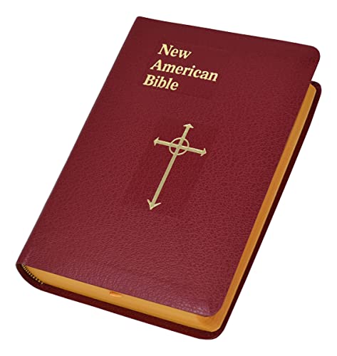 Beispielbild fr Saint Joseph Personal Size Bible-NABRE zum Verkauf von BuenaWave