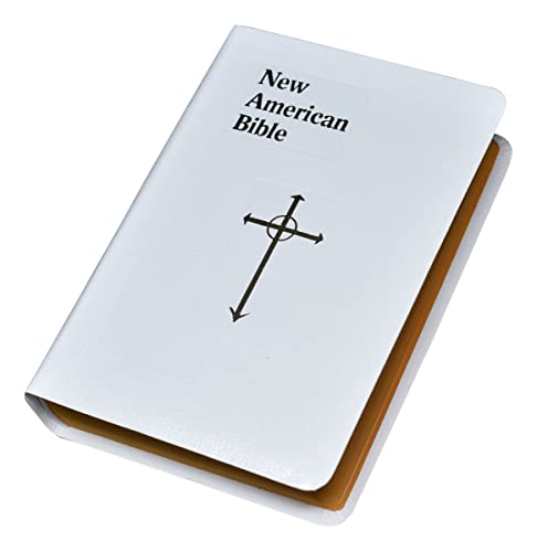 Beispielbild fr Saint Joseph Personal Size Bible-Nabre zum Verkauf von ZBK Books
