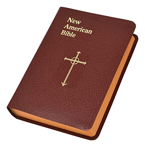 Saint Joseph Personal Size Bible-NABRE (9780899425832) by Confraternity Of Christian Doctrine