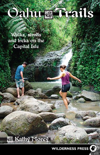 Beispielbild fr Oahu Trails: Walks, Strolls And Treks on the Capital Isle zum Verkauf von BooksRun
