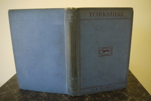 Beispielbild fr Yorkshire zum Verkauf von WorldofBooks