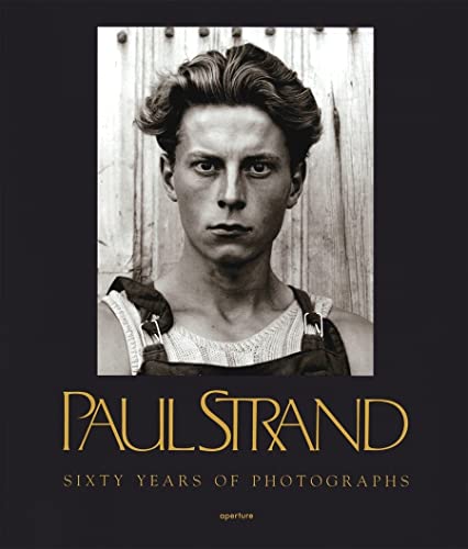 Beispielbild fr Paul Strand: Sixty Years of Photographs (Aperture Monograph S) zum Verkauf von SecondSale