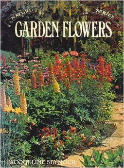 Imagen de archivo de Garden Flowers (Nature Series) a la venta por WorldofBooks