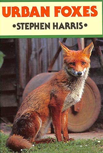 Imagen de archivo de Urban Foxes (British Natural History Series) a la venta por WorldofBooks