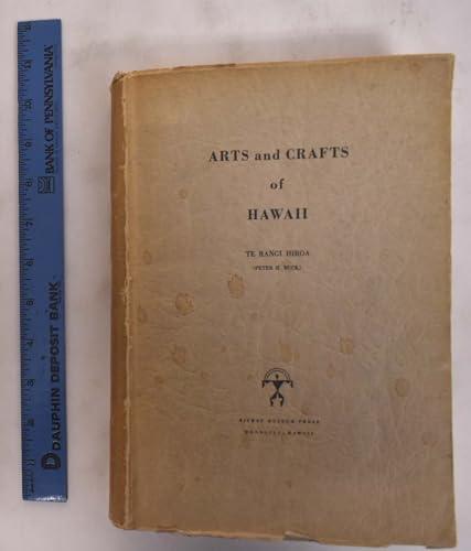 Beispielbild f�r Arts and Crafts of Hawaii: Death and Burial zum Verkauf von Rainy Day Books