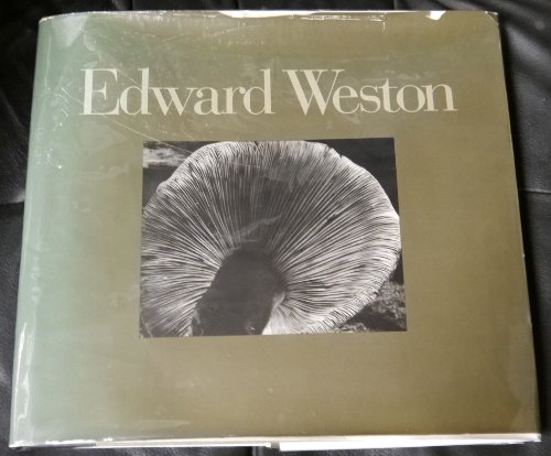 Imagen de archivo de Edward Weston : fifty years : the definitive volume of his photographic work a la venta por Carothers and Carothers