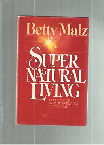 Imagen de archivo de Super natural living a la venta por Wonder Book