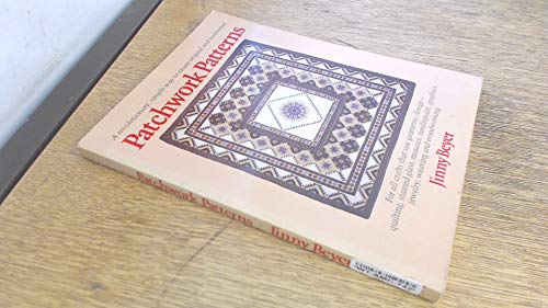 Beispielbild fr Patchwork Patterns: For All Crafts That Use Geometric Design, Quilting, Stained Glass, Mosaics, Graphics, Needlepoint, Jewelry, Weaving, and Woodworking zum Verkauf von Wonder Book