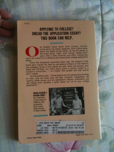 Beispielbild fr Essays That Worked: 50 Essays from Successful Applications to the Nation's Top Colleges zum Verkauf von Wonder Book