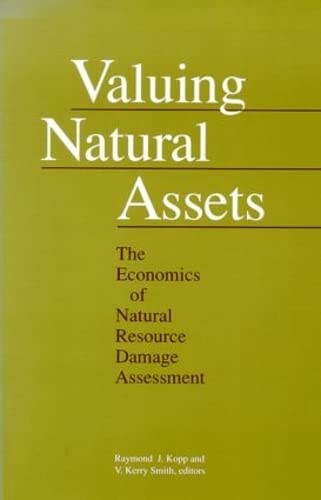 9780915707676: Valuing Natural Assets
