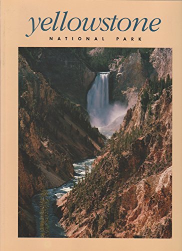9780917859991: Yellowstone National Park: A Living Legacy
