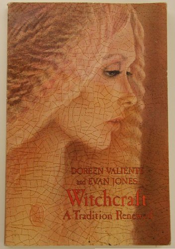 Beispielbild fr Witchcraft: A Tradition Renewed zum Verkauf von Half Price Books Inc.