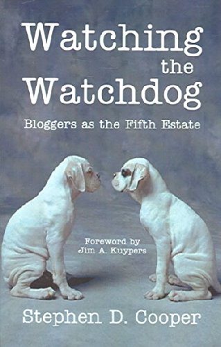 Beispielbild fr Watching the Watchdog : Bloggers as the Fifth Estate zum Verkauf von Better World Books