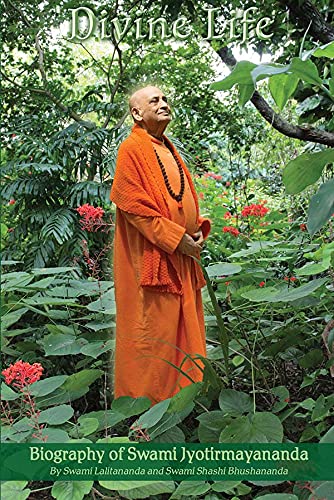 Beispielbild fr Divine Life - Biography of Swami Jyotirmayananda zum Verkauf von ThriftBooks-Atlanta