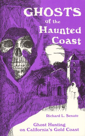 9780934793049: Ghosts of the Haunted Coast
