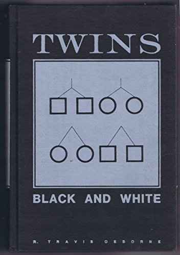 Imagen de archivo de Twins: Black and White a la venta por Once Upon A Time Books