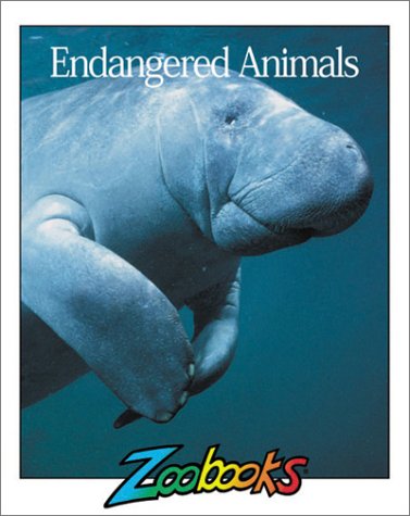 Imagen de archivo de Endangered Animals a la venta por Better World Books