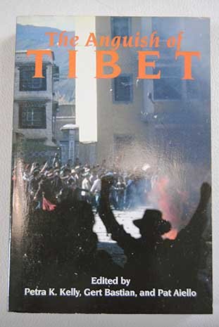 Imagen de archivo de Anguish of Tibet a la venta por Better World Books: West