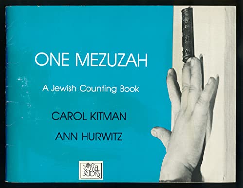 9780940646544: One Mezuzah: A Jewish Counting Book