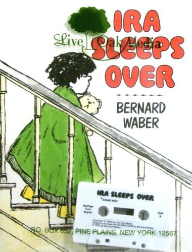 9780941078344: Ira Sleeps over (Live Oak Readalong)