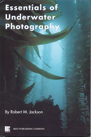 9780941332774: Essentials of Underwater Photography