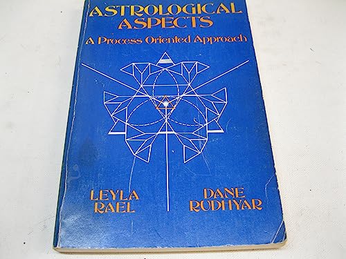 9780943358000: Astrological Aspects: A Process Oriented Approach