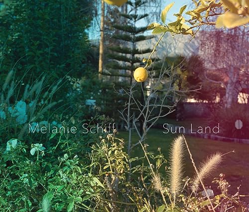 Imagen de archivo de Melanie Schiff: Sun Land a la venta por ThriftBooks-Dallas
