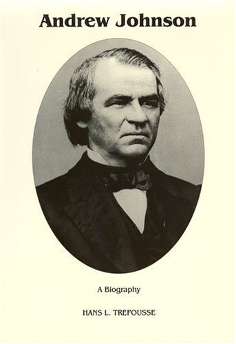 Imagen de archivo de Andrew Johnson : A Biography (Signature Series) a la venta por Friends of Johnson County Library