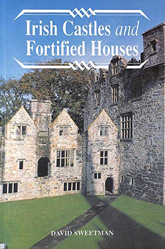 Beispielbild fr Irish Castles and Fortified Houses zum Verkauf von ThriftBooks-Atlanta