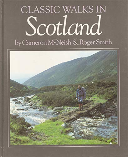 Beispielbild fr Classic Walks in Scotland zum Verkauf von WorldofBooks