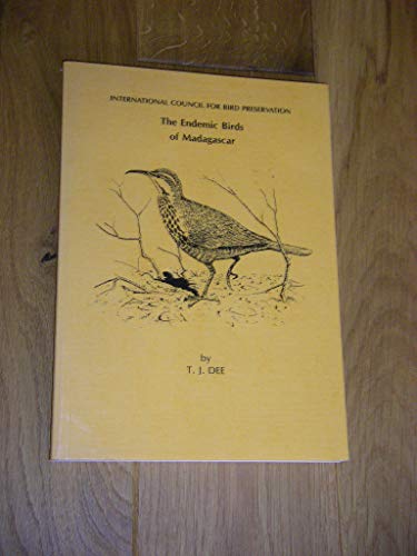 Imagen de archivo de The Endemic Birds of Madagascar. a la venta por Richard Booth's Bookshop
