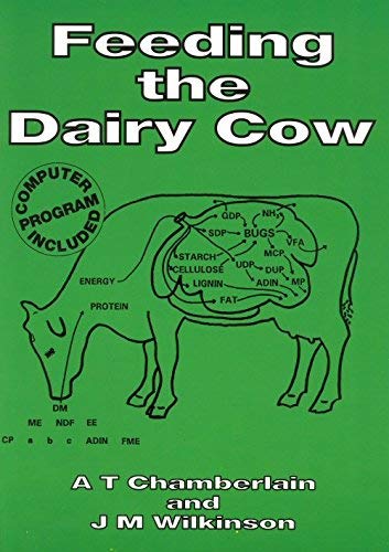 Imagen de archivo de Feeding the Dairy Cow a la venta por Better World Books Ltd