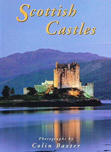 Imagen de archivo de Scottish Castles a la venta por Your Online Bookstore