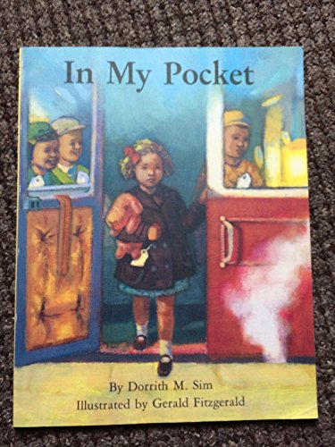 Imagen de archivo de In My Pocket a la venta por Better World Books Ltd