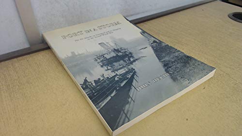 Imagen de archivo de Port in a Storm: Air Attacks on Liverpool and Its Shipping in the Second World War a la venta por WorldofBooks