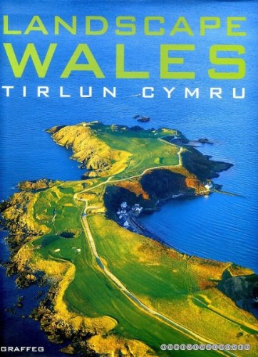 Imagen de archivo de Landscape Wales / Tirlun Cymru a la venta por WorldofBooks