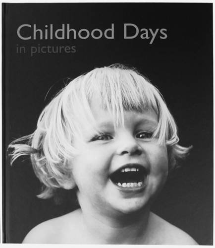 Imagen de archivo de Childhood Days in Pictures (Pictures to Share) a la venta por WorldofBooks