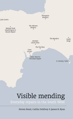 Imagen de archivo de Visible mending: Everyday Repairs in the South West a la venta por AwesomeBooks