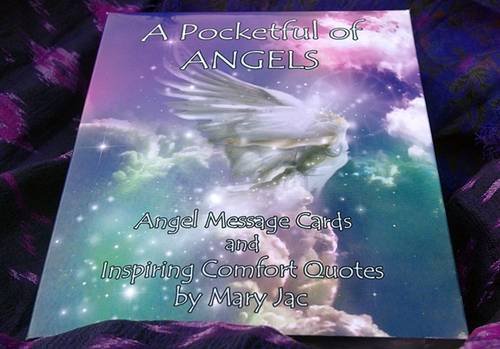 9780956987013: A Pocketful of Angels: Angel Message Cards and Inspiring Comfort Quotes by Mary Jac
