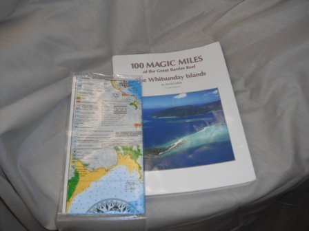 9780959083088: 100 magic miles of the Great Barrier Reef: The Whitsunday Islands