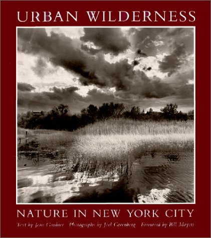 Beispielbild fr Urban Wilderness: Nature in New York City zum Verkauf von ThriftBooks-Dallas
