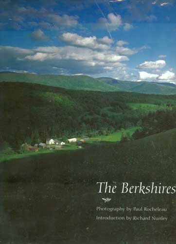 Imagen de archivo de The Berkshires a la venta por BookHolders