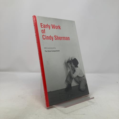 Early Work Of Cindy Sherman (signed) - Cindy Sherman