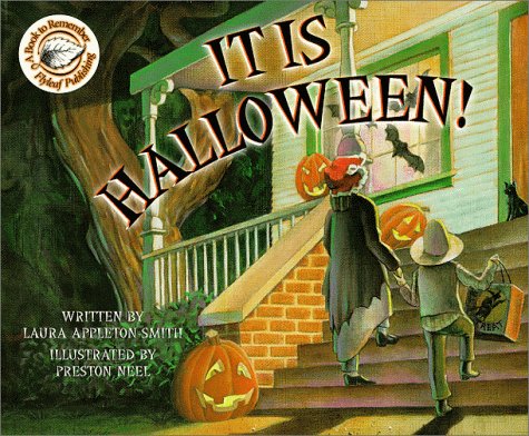 Imagen de archivo de It Is Halloween! Reading Series 1, Seasonal 1, Second Edition: A Book To Remember Series (2009 Copyright) a la venta por ~Bookworksonline~