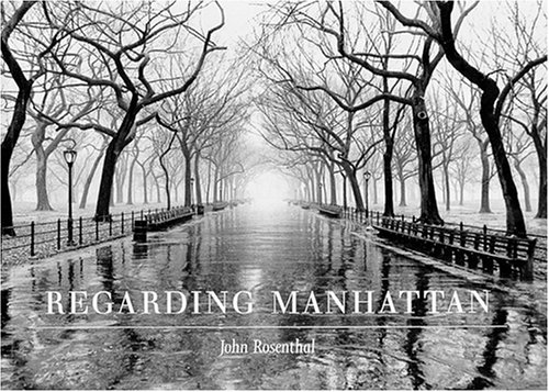 Imagen de archivo de Regarding Manhattan a la venta por Nilbog Books