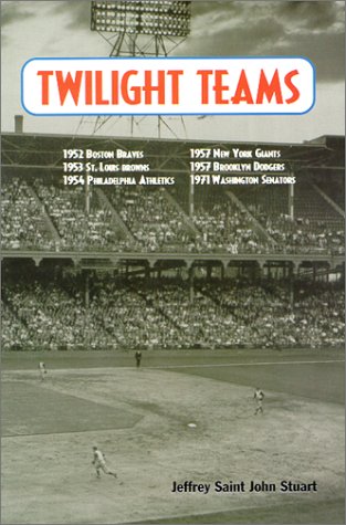 Imagen de archivo de Twilight Teams a la venta por Better World Books