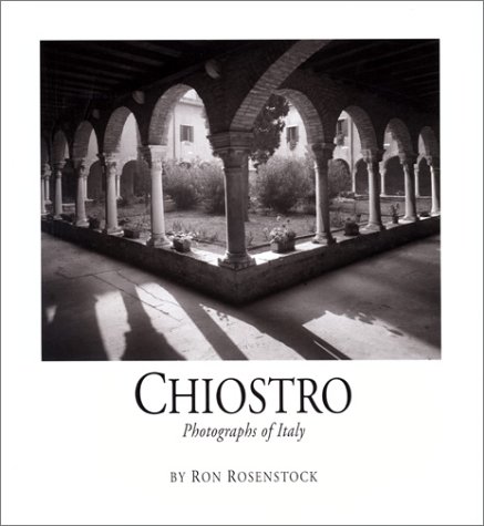 Beispielbild fr Chiostro: Photographs of Italy zum Verkauf von Maya Jones Books